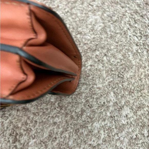 Chloe Louise - Picture 6 of 8